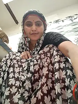 LUCKY cut online show from March 27, 2026, 4:21 am