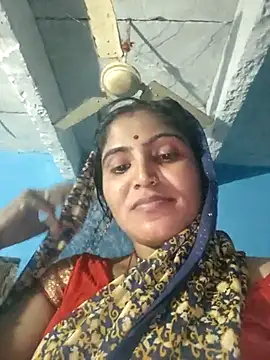 LUCKY cut online show from October 17, 2025, 7:59 pm