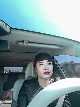 Snapshot of Xinlan-Asia chatting on December 15, 2025, 4:51 am Xinlan-Asia online show from December 15, 2025, 4:51 am