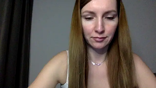 Varnyx online show from November 13, 2025, 5:50 pm