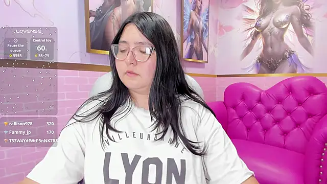 Snapshot of Dulce_meow chatting on February 22, 2026, 3:46 pm Dulce meow online show from February 22, 2026, 3:46 pm