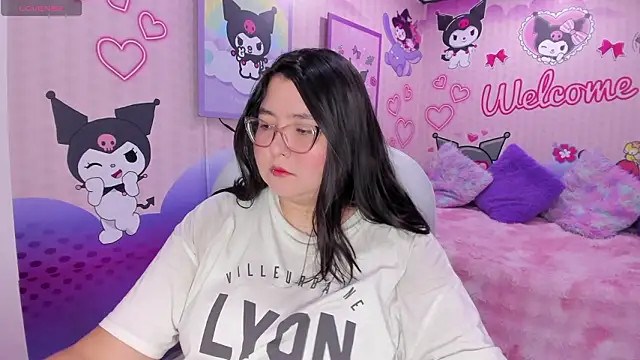 Snapshot of Dulce_meow chatting on March 28, 2026, 11:44 am Dulce meow online show from March 28, 2026, 11:44 am