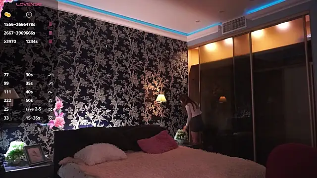 WilleneDelio online show from October 8, 2025, 8:38 am