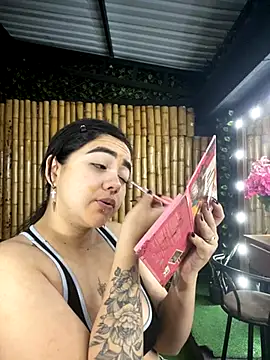 Snapshot of jasmincollin_ chatting on November 27, 2025, 1:39 am jasmincollin online show from November 27, 2025, 1:39 am