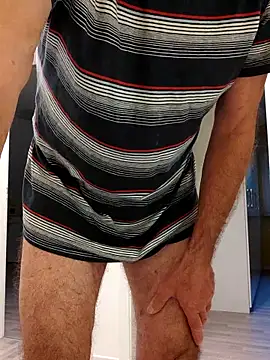 Snapshot of Oldmenhot66 chatting on September 16, 2025, 5:36 pm Oldmenhot66 online show from September 16, 2025, 5:36 pm