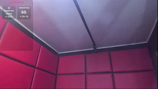 Snapshot of Ely09_ chatting on November 27, 2025, 4:29 pm Ely09 online show from November 27, 2025, 4:29 pm