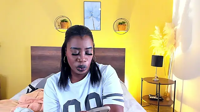 Snapshot of ViolettGomez_93 chatting on September 28, 2025, 4:19 am ViolettGomez 93 online show from September 28, 2025, 4:19 am