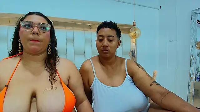 Snapshot of TiffantyAndStacy chatting on September 24, 2025, 8:15 pm TiffantyAndStacy online show from September 24, 2025, 8:15 pm