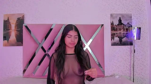 SophiaSalazar  online show from November 7, 2025, 11:59 am