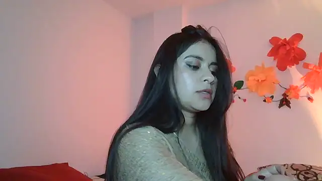 Snapshot of ValerieLove_ chatting on May 22, 2026, 11:58 pm ValerieLove online show from May 22, 2026, 11:58 pm