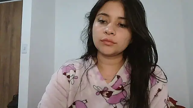 Snapshot of ValerieLove_ chatting on January 11, 2026, 11:44 pm ValerieLove online show from January 11, 2026, 11:44 pm