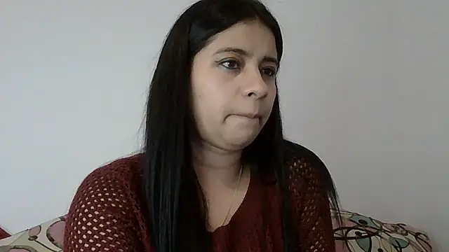 ValerieLove  online show from November 29, 2025, 10:43 pm