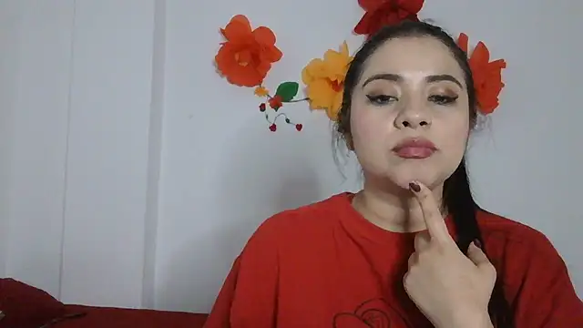 Snapshot of ValerieLove_ chatting on May 25, 2026, 4:01 am ValerieLove online show from May 25, 2026, 4:01 am
