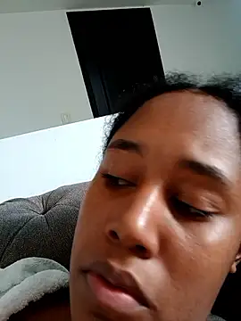 MoniqueMulberry online show from November 11, 2025, 8:14 pm