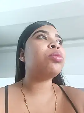 Snapshot of MadissonRizz chatting on November 3, 2025, 7:17 pm MadissonRizz online show from November 3, 2025, 7:17 pm