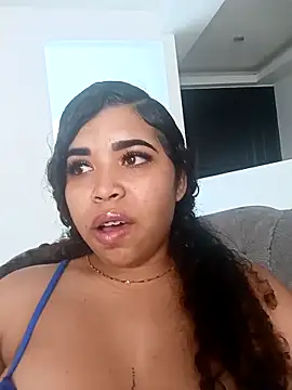 Snapshot of MadissonRizz chatting on December 5, 2025, 7:45 pm MadissonRizz online show from December 5, 2025, 7:45 pm