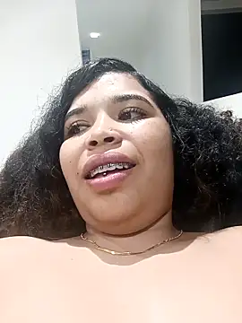 Snapshot of MadissonRizz chatting on December 13, 2025, 8:04 pm MadissonRizz online show from December 13, 2025, 8:04 pm