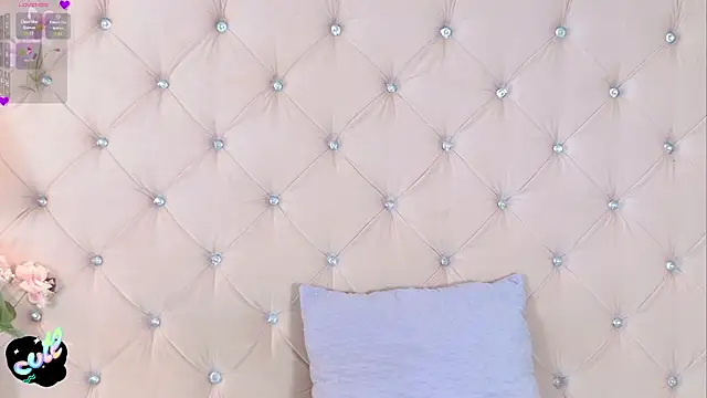 Snapshot of CaterinaRomano chatting on September 20, 2025, 8:47 pm CaterinaRomano online show from September 20, 2025, 8:47 pm