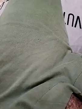 anis3g4 online show from February 8, 2026, 3:43 pm