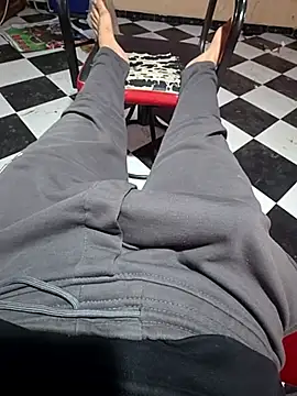 anis3g4 online show from March 19, 2026, 9:48 pm