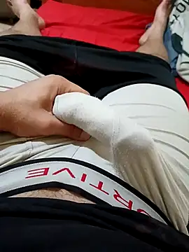 anis3g4 online show from September 18, 2025, 8:45 pm