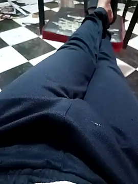 anis3g4 online show from March 6, 2026, 11:22 pm