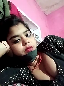 Snapshot of Yatiksha_Beby chatting on March 12, 2026, 10:36 pm Yatiksha Beby online show from March 12, 2026, 10:36 pm