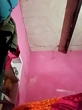 Snapshot of Yatiksha_Beby chatting on March 10, 2026, 10:25 pm Yatiksha Beby online show from March 10, 2026, 10:25 pm