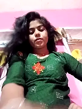 Snapshot of Yatiksha_Beby chatting on March 30, 2026, 11:39 pm Yatiksha Beby online show from March 30, 2026, 11:39 pm