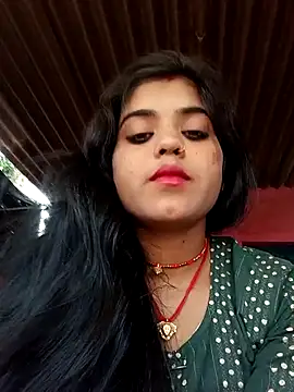 Snapshot of Yatiksha_Beby chatting on March 24, 2026, 6:19 pm Yatiksha Beby online show from March 24, 2026, 6:19 pm