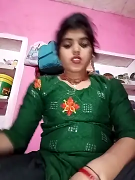 Snapshot of Yatiksha_Beby chatting on April 1, 2026, 3:31 pm Yatiksha Beby online show from April 1, 2026, 3:31 pm