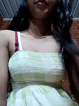 Yatiksha Beby online show from January 5, 2026, 8:12 pm