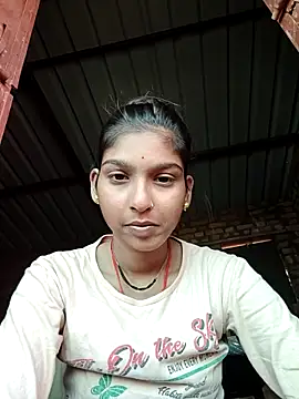 Snapshot of Yatiksha_Beby chatting on September 25, 2025, 5:57 am Yatiksha Beby online show from September 25, 2025, 5:57 am