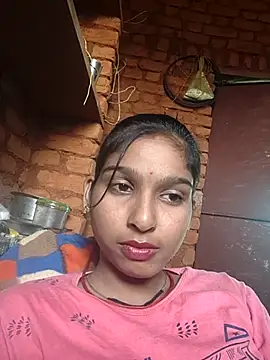 Snapshot of Yatiksha_Beby chatting on October 17, 2025, 9:34 am Yatiksha Beby online show from October 17, 2025, 9:34 am