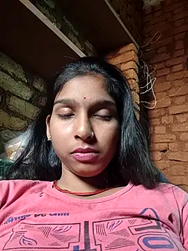 Snapshot of Yatiksha_Beby chatting on October 15, 2025, 9:06 am Yatiksha Beby online show from October 15, 2025, 9:06 am