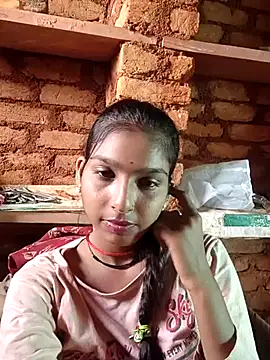 Snapshot of Yatiksha_Beby chatting on September 18, 2025, 6:38 am Yatiksha Beby online show from September 18, 2025, 6:38 am