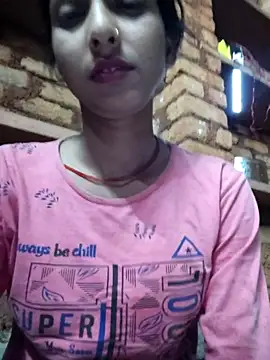 Snapshot of Yatiksha_Beby chatting on December 16, 2025, 12:26 am Yatiksha Beby online show from December 16, 2025, 12:26 am