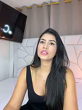 Snapshot of Paulaboterom chatting on October 28, 2025, 3:11 pm Paulaboterom online show from October 28, 2025, 3:11 pm