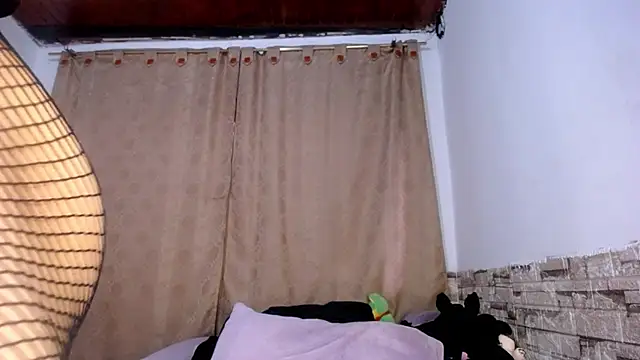 DaraKat18 online show from March 23, 2026, 10:42 pm