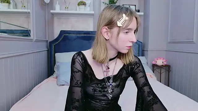 Beverly Gomes online show from November 7, 2025, 4:00 pm