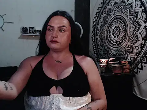 Snapshot of GoddessFabiola chatting on October 20, 2025, 1:55 pm GoddessFabiola online show from October 20, 2025, 1:55 pm