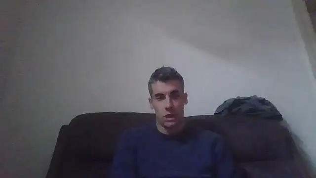 Snapshot of JulioIsHere4you chatting on December 20, 2025, 12:52 pm JulioIsHere4you online show from December 20, 2025, 12:52 pm