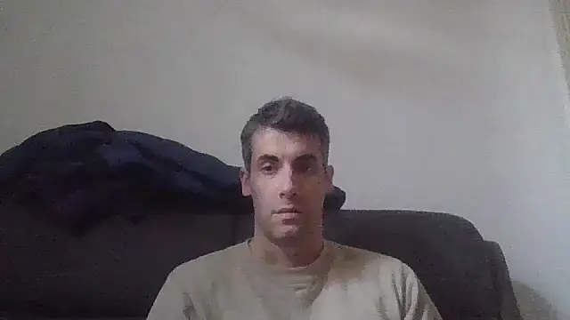Snapshot of JulioIsHere4you chatting on March 6, 2026, 10:32 am JulioIsHere4you online show from March 6, 2026, 10:32 am
