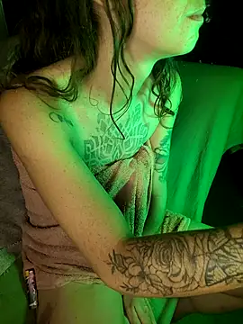 Almendrasexy online show from December 1, 2025, 3:40 am