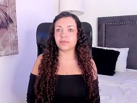 Snapshot of RubyStrong chatting on March 10, 2026, 2:10 pm RubyStrong online show from March 10, 2026, 2:10 pm