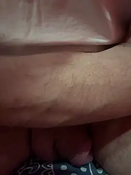 ruberofre online show from November 26, 2025, 3:56 pm