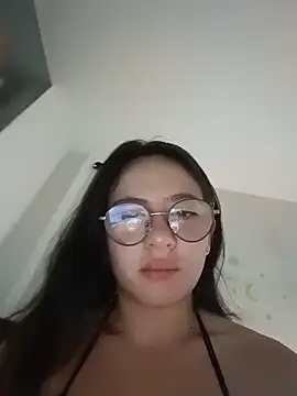 Snapshot of Bella_Sumers chatting on June 7, 2026, 3:50 pm Bella Sumers online show from June 7, 2026, 3:50 pm
