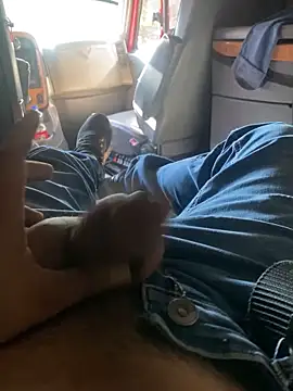 Chico031289 online show from January 5, 2026, 10:13 pm