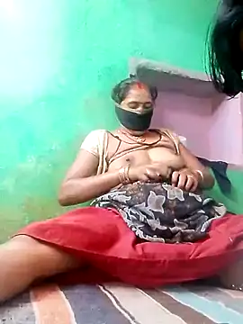 CUTE-004 online show from April 14, 2026, 9:36 am