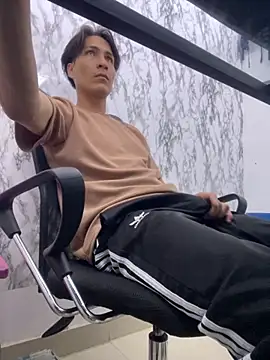 StevenHumps online show from October 26, 2025, 6:36 am